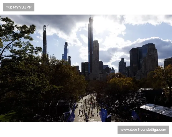 肯尼亚选手包揽纽约马拉松男女组前三名,奥比里女子称雄